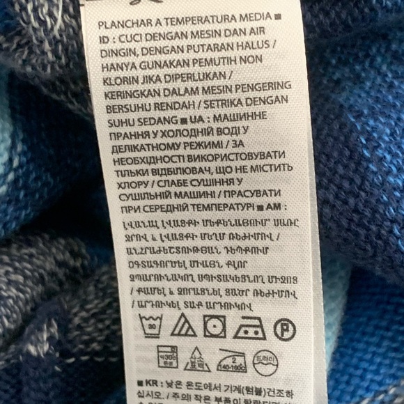 Gap Crazy Stripe Sweater. - Picture 7 of 8